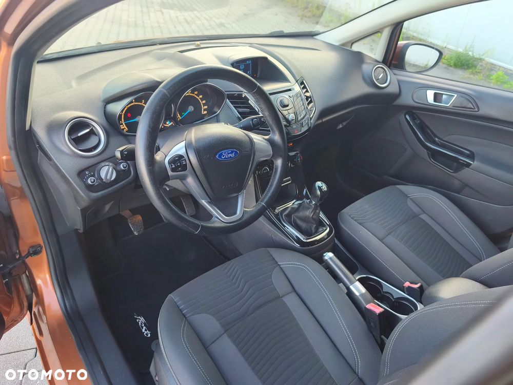 Ford Fiesta 1.0 EcoBoost Titanium - 4