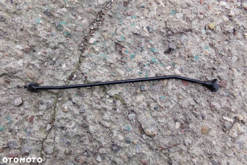 Podpora maski Toyota Corolla Verso E12