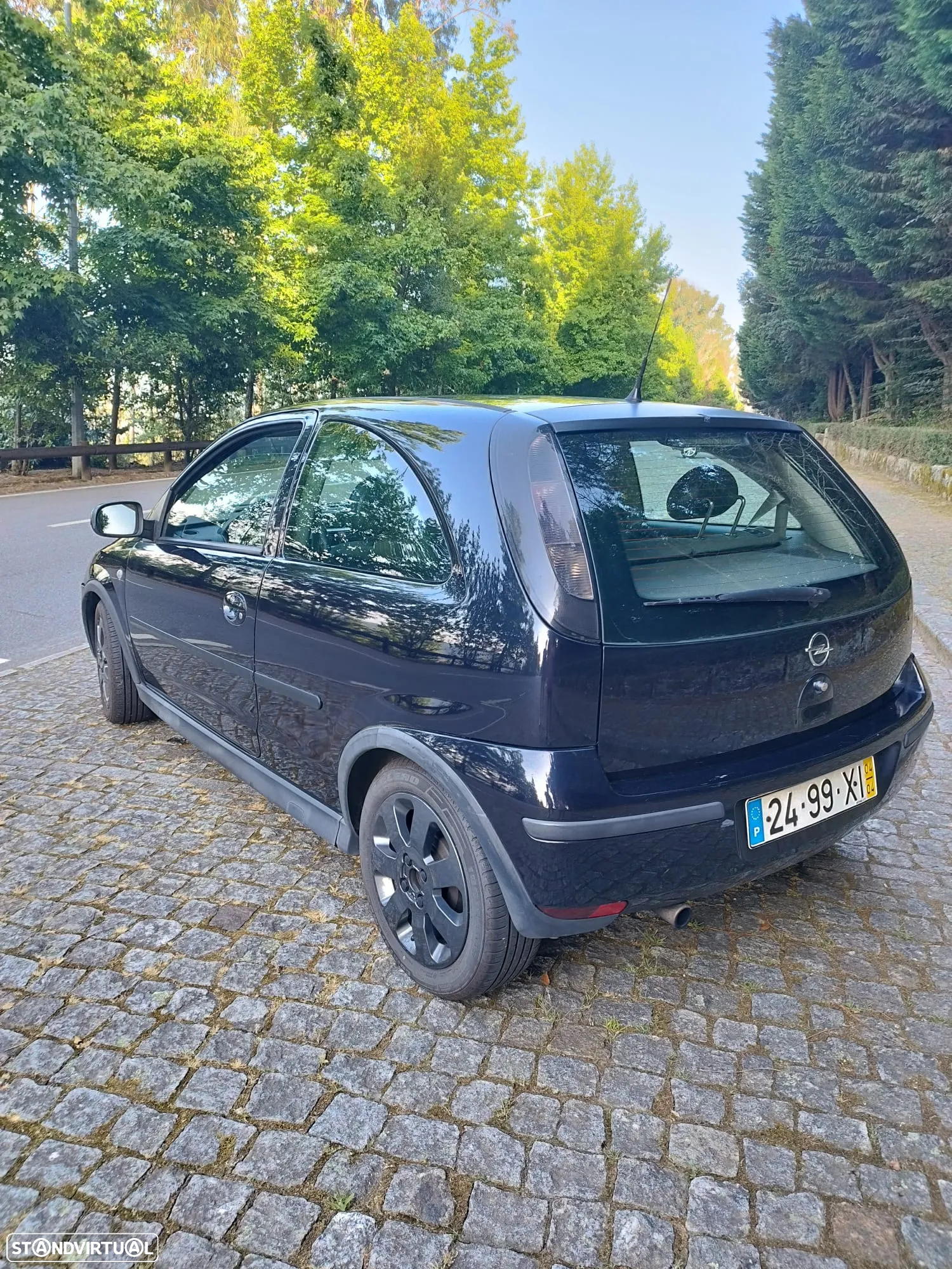 Opel Corsa 1.2 16V Enjoy - 5