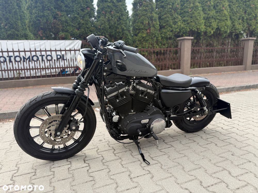 Harley-Davidson Sportster Iron 883 - 19