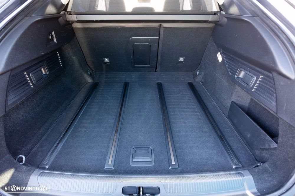 Citroën C5 X 1.6 PureTech Shine Pack EAT8 - 32