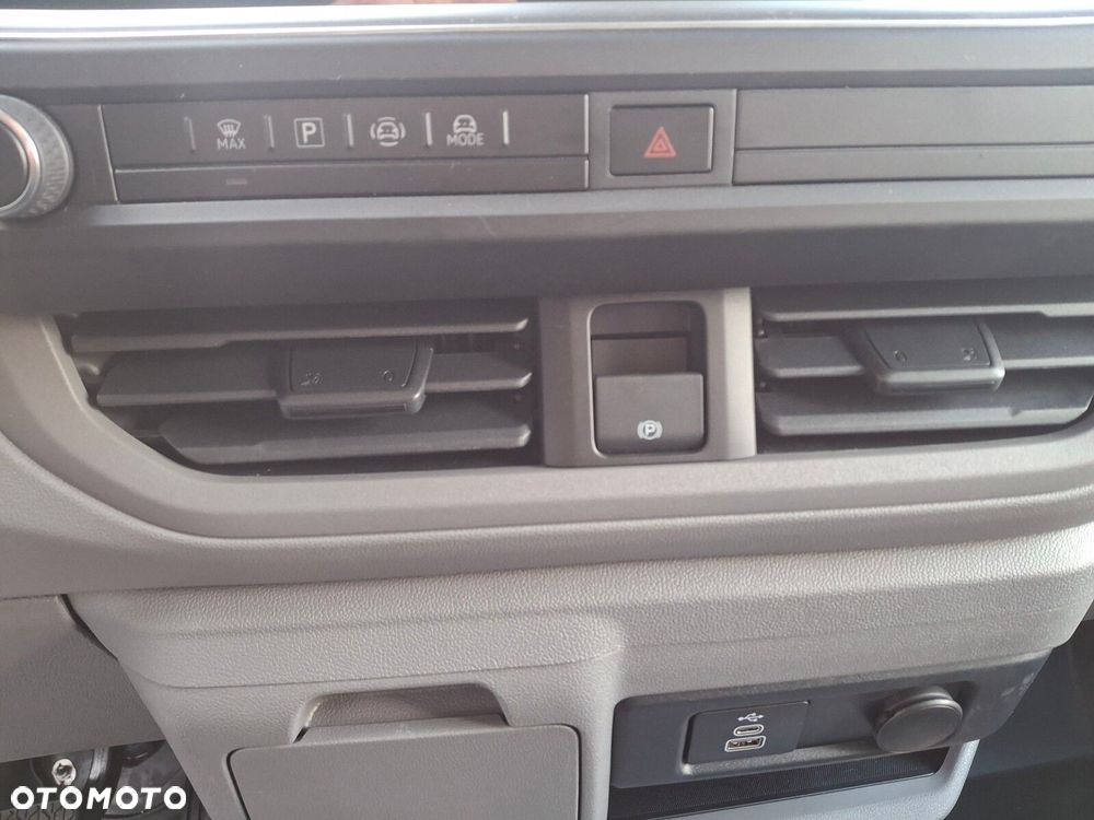 Volkswagen Transporter Furgon Plus - 21