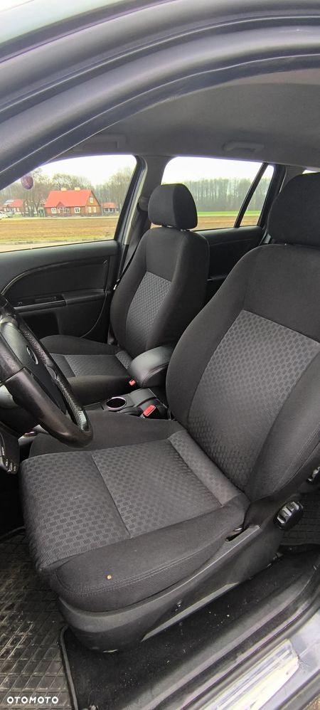 Ford Mondeo 2.0 TDCi Ghia - 13