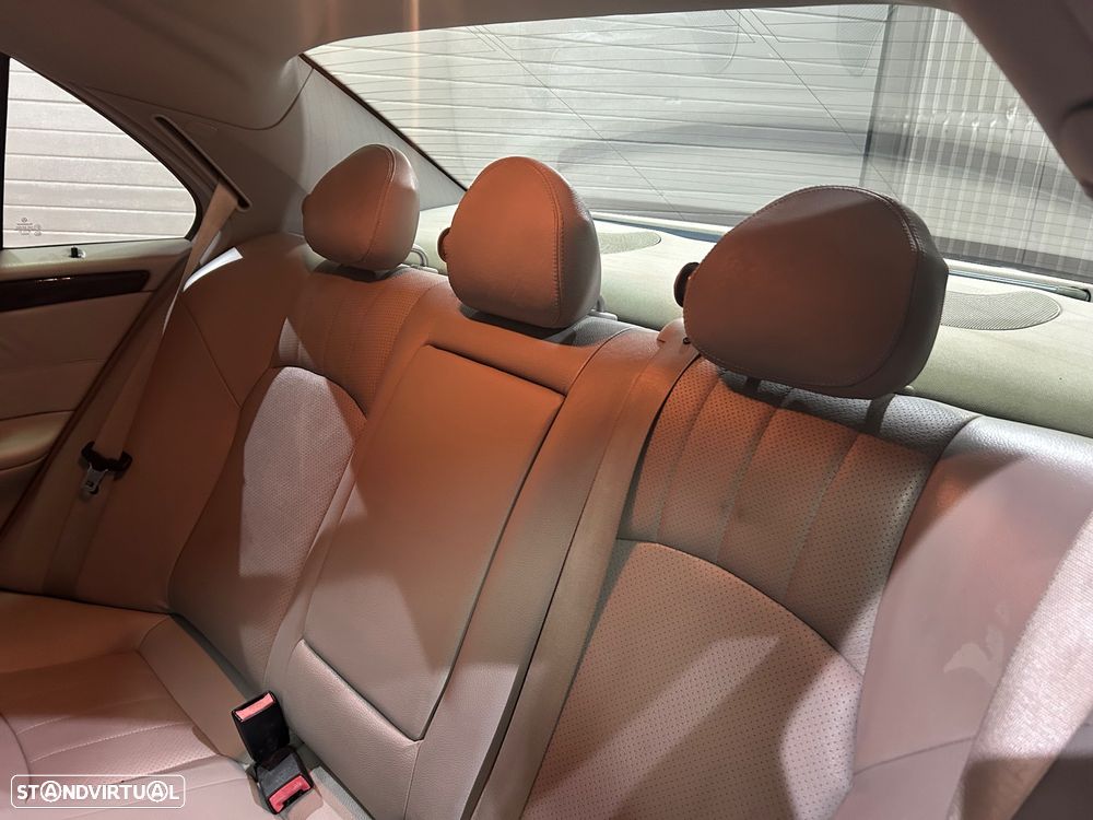Mercedes-Benz C 180 K Elegance Aut. - 21