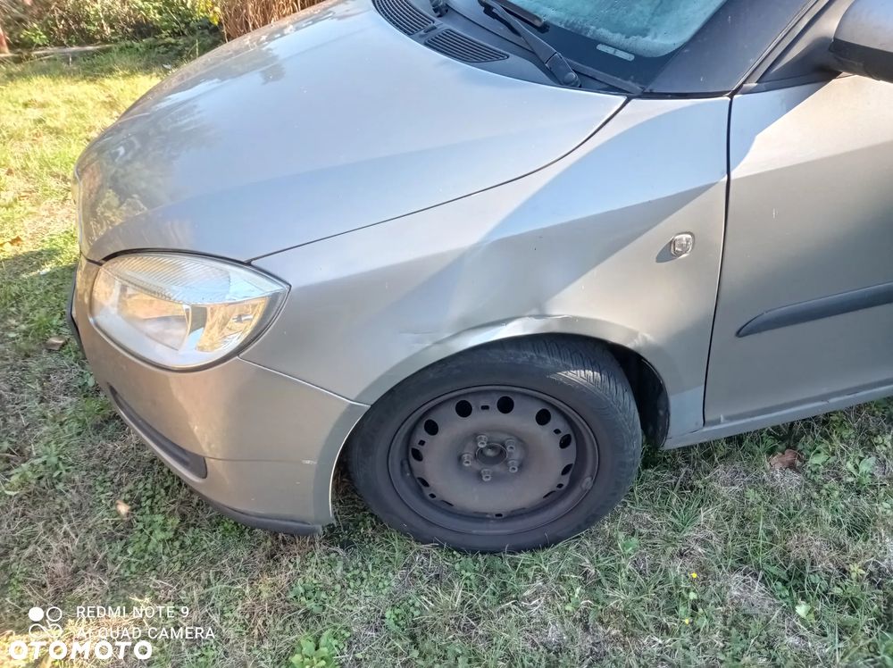 Skoda Roomster 1.4 16V - 4