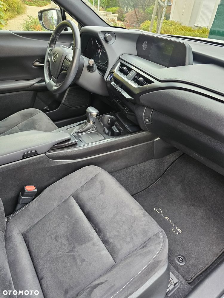 Lexus UX 250h Elegance AWD - 10