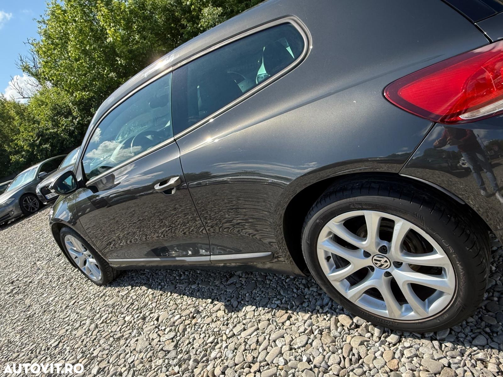 Volkswagen Scirocco 2.0 TSI DSG - 28