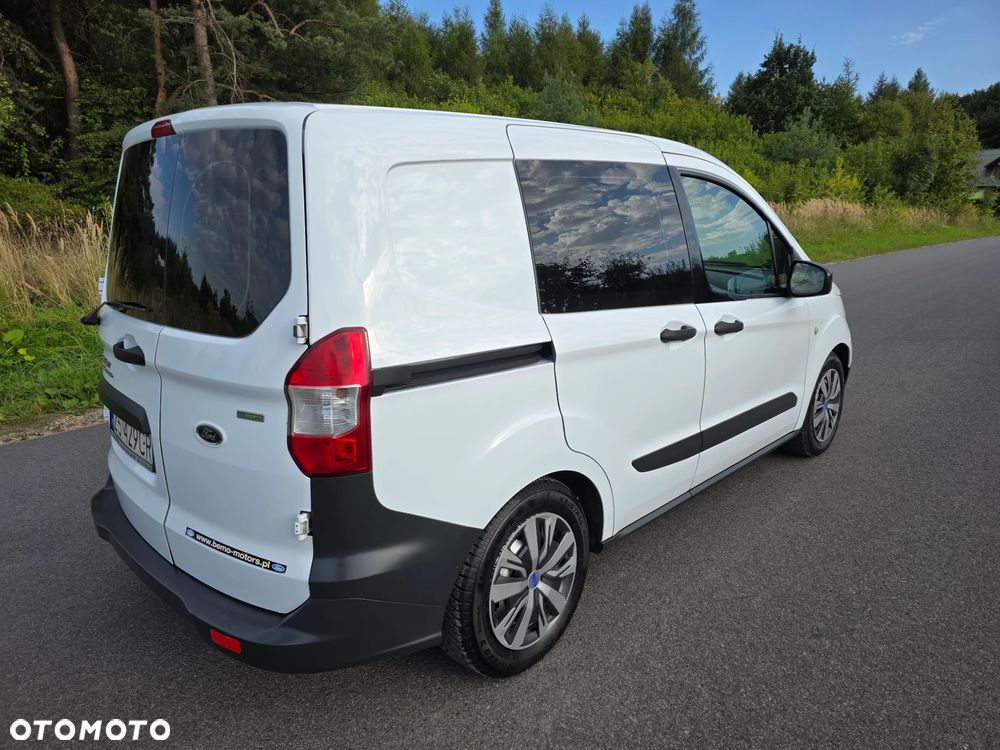 Ford Tourneo Courier 1.0 EcoBoost Ambiente - 8