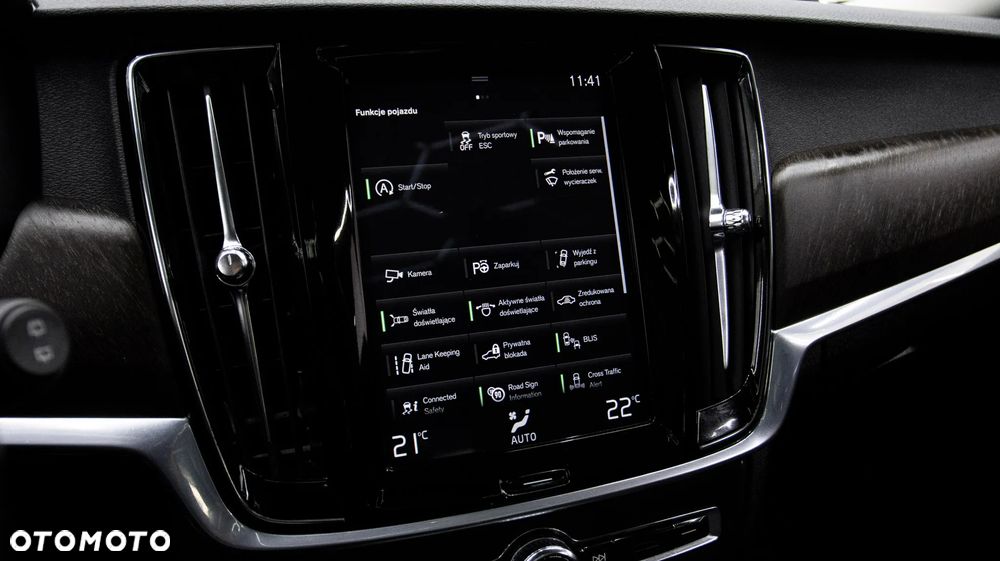 Volvo V90 Cross Country D4 SCR AWD Pro - 25