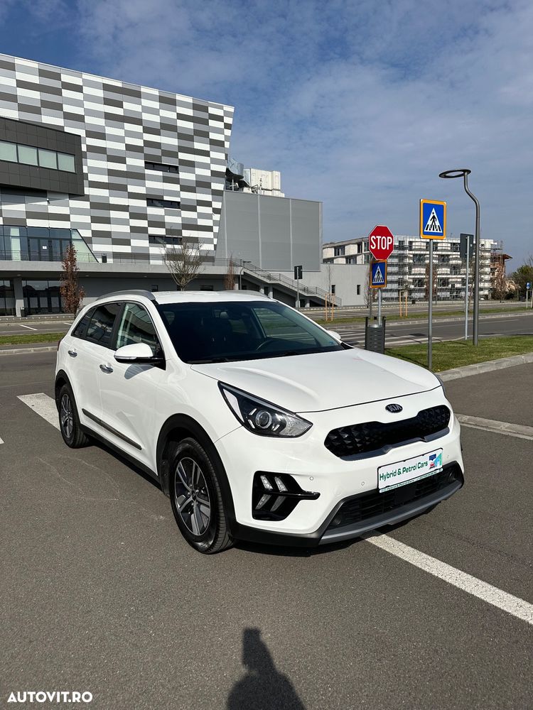 Kia Niro 1.6 GDI PHEV 2WD OPF Aut. Edition 7 - 15