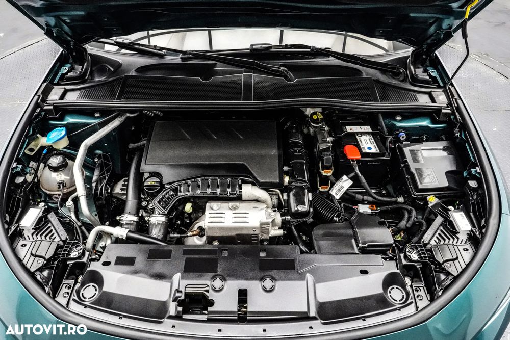 Peugeot 308 1.2L PureTech 130 S&S EAT8 GT - 24
