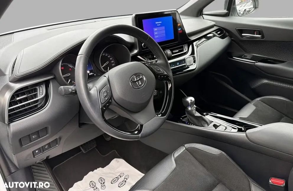 Toyota C-HR Style - 9