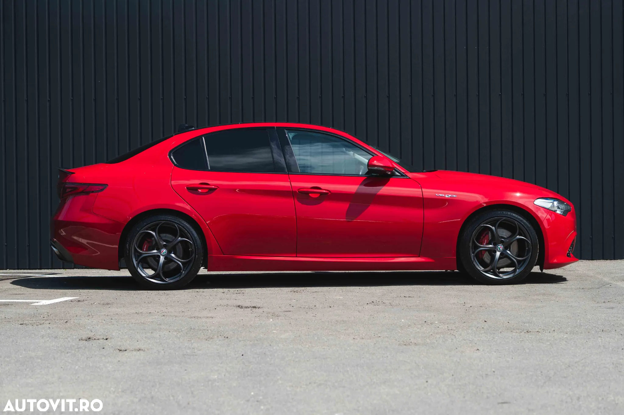 Alfa Romeo Giulia 2.2 Diesel AT8-Q4 Veloce - 4