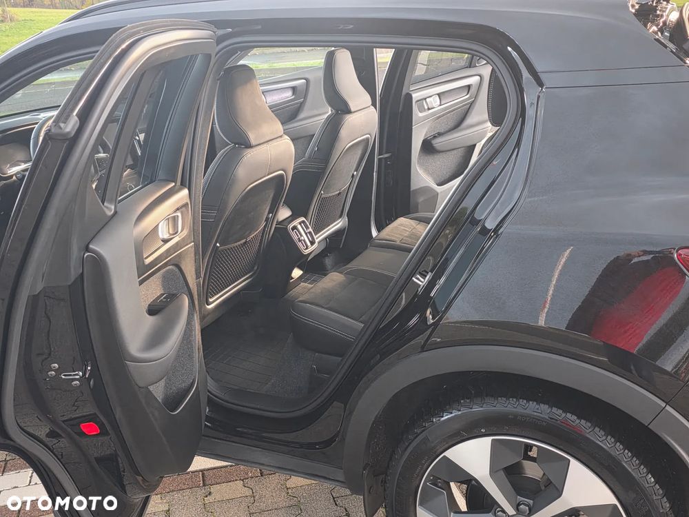 Volvo XC 40 B4 Ultimate Dark - 9