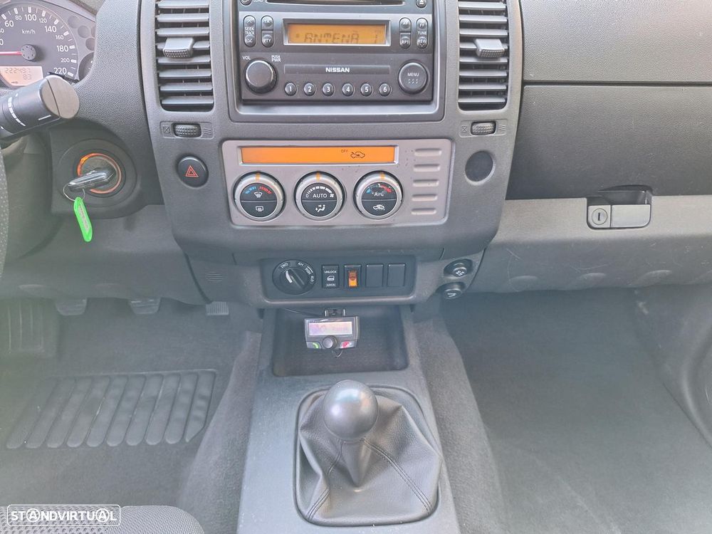 Nissan Navara 2.5 dCi CD SE Comfort - 14