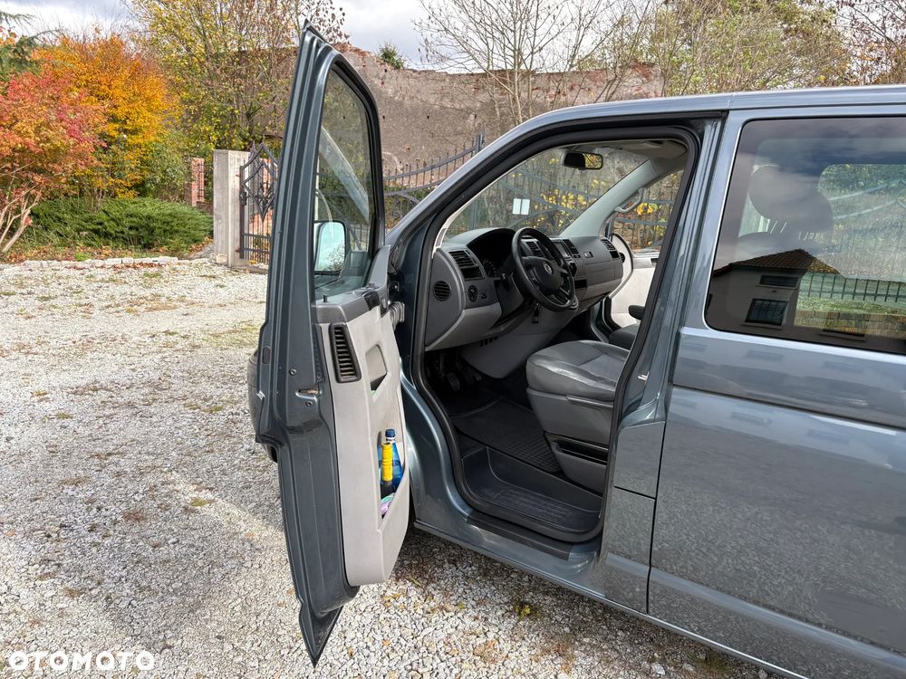 Volkswagen Transporter T5 TDI L1H1 Mixt - 12