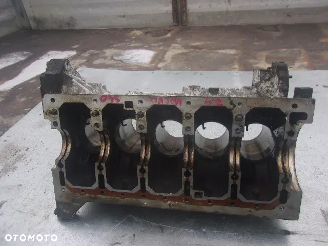 BLOK GOŁY B5254S 2.4 B 20V VOLVO V70 S70 C70 850 - 3