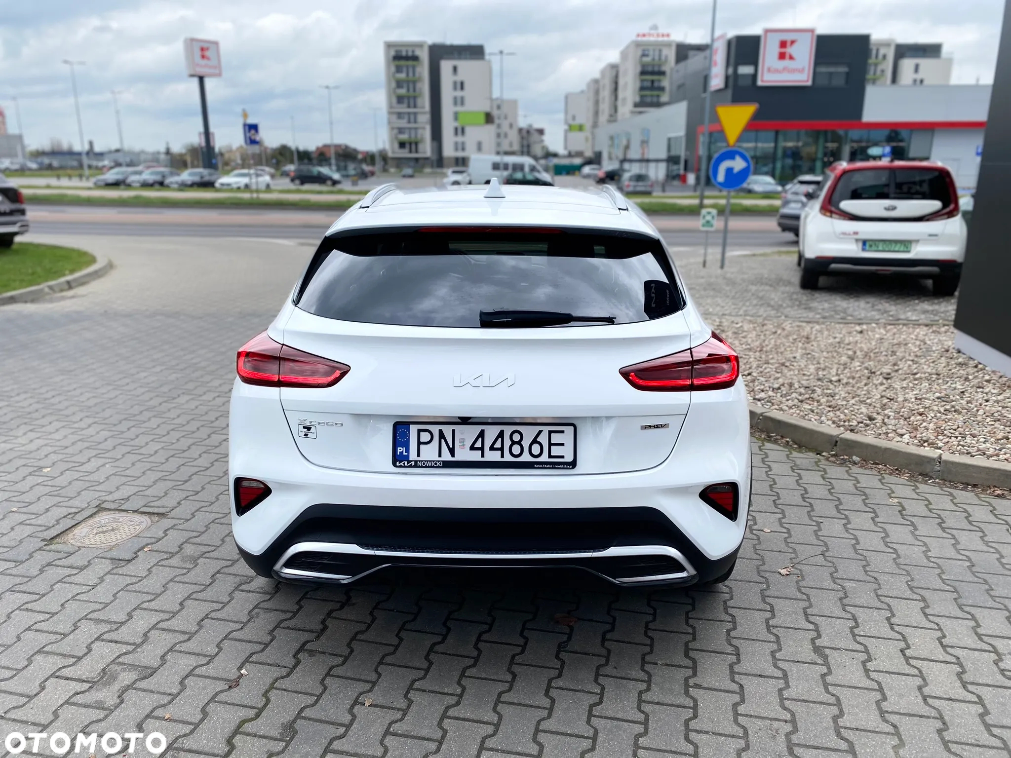 Kia XCeed - 9