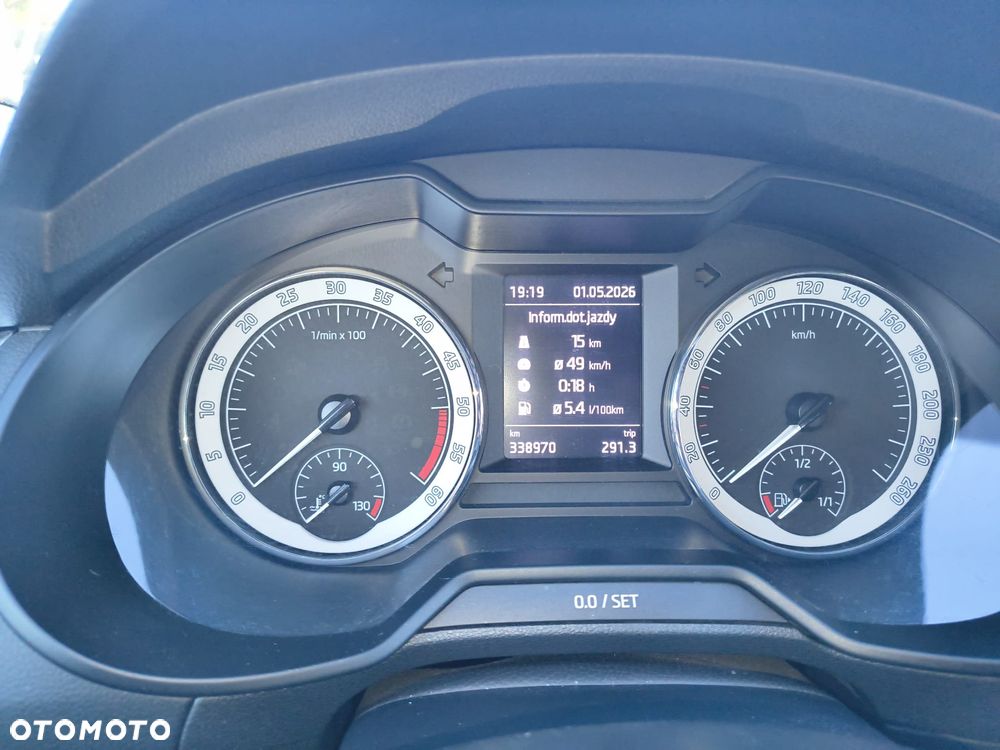 Skoda Octavia 2.0 TDI SCR Style DSG - 3