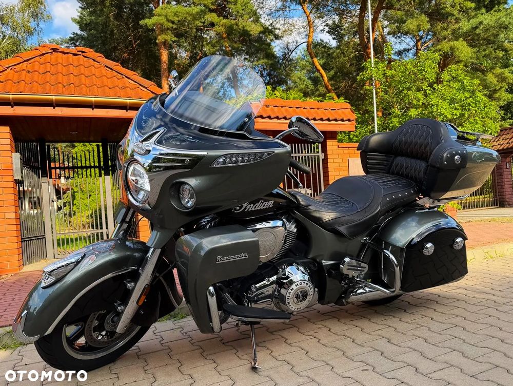 Indian Roadmaster - 27