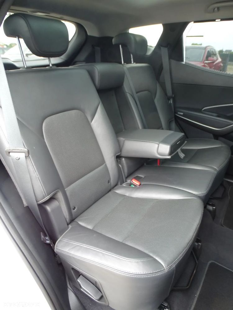 Hyundai Santa Fe - 23
