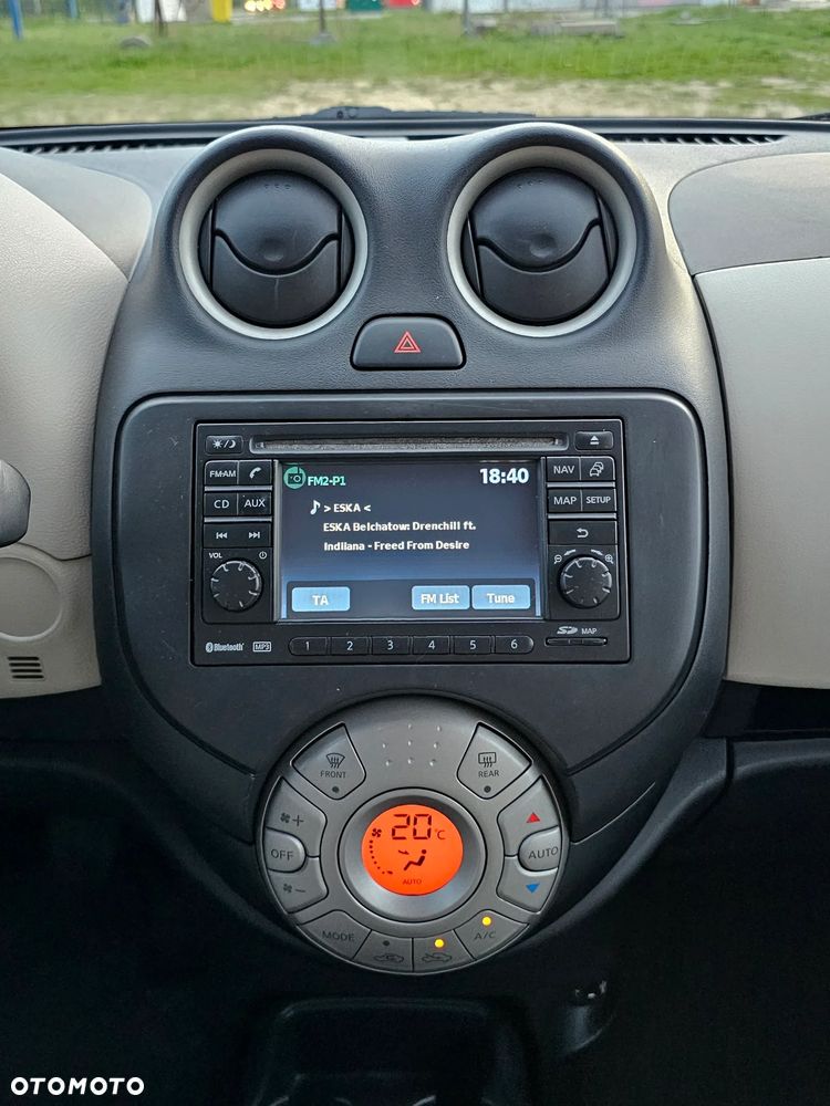 Nissan Micra 1.2 Bild der Frau - 21