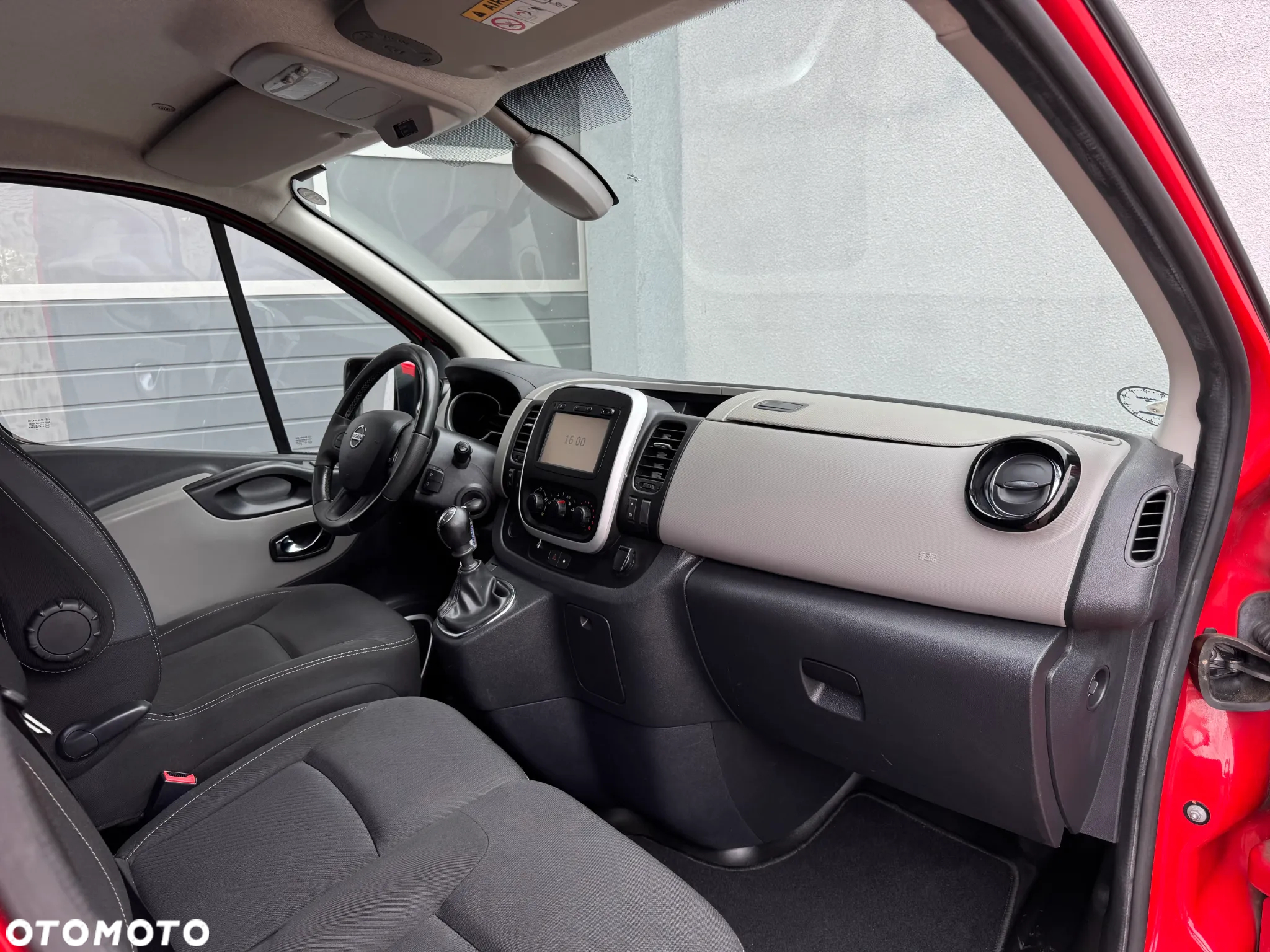 Nissan NV300 - 13