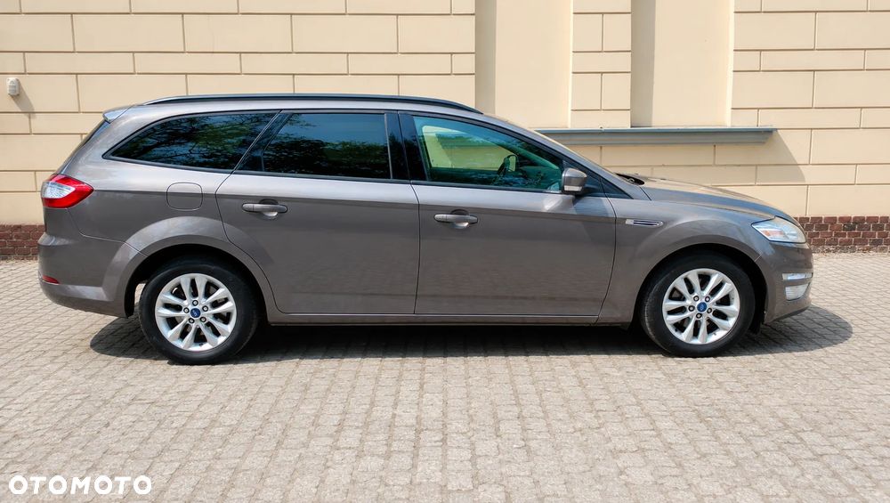 Ford Mondeo 2.0 TDCi Ambiente - 3