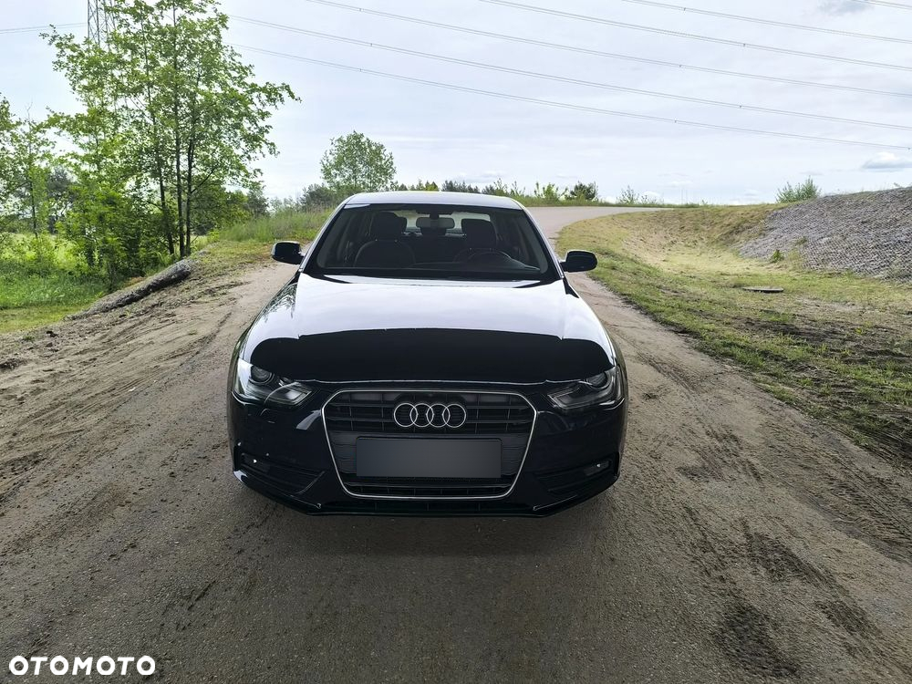 Audi A4 1.8 TFSI Attraction - 2