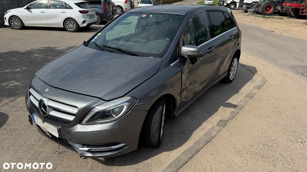 Mercedes-Benz Klasa B - 1