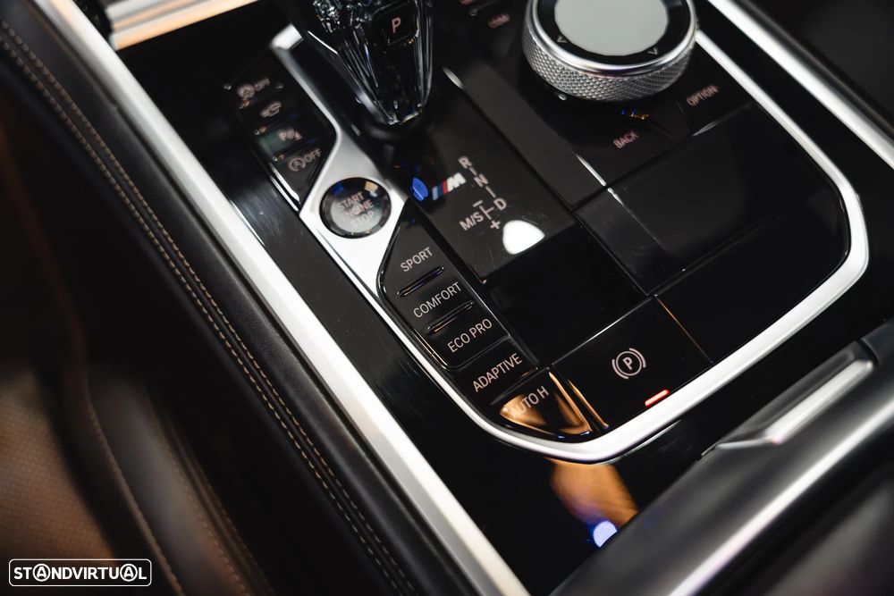 BMW M850i xDrive - 37