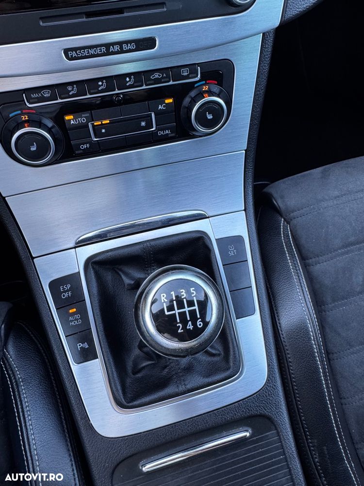 Volkswagen Passat CC 2.0 TDI DPF - 28