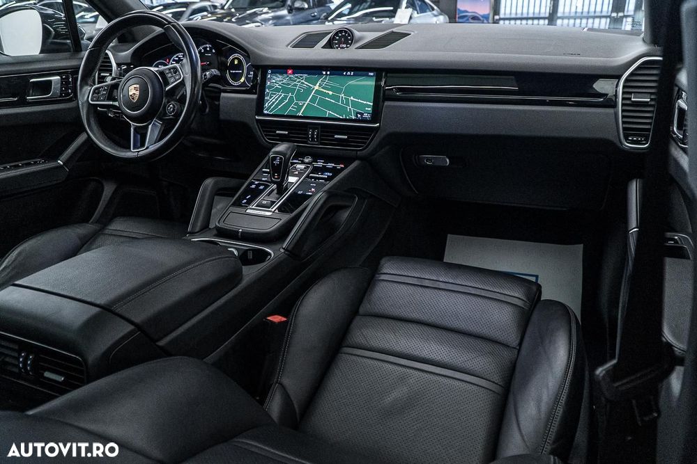 Porsche Cayenne S Tiptronic S Platinum Edition - 3