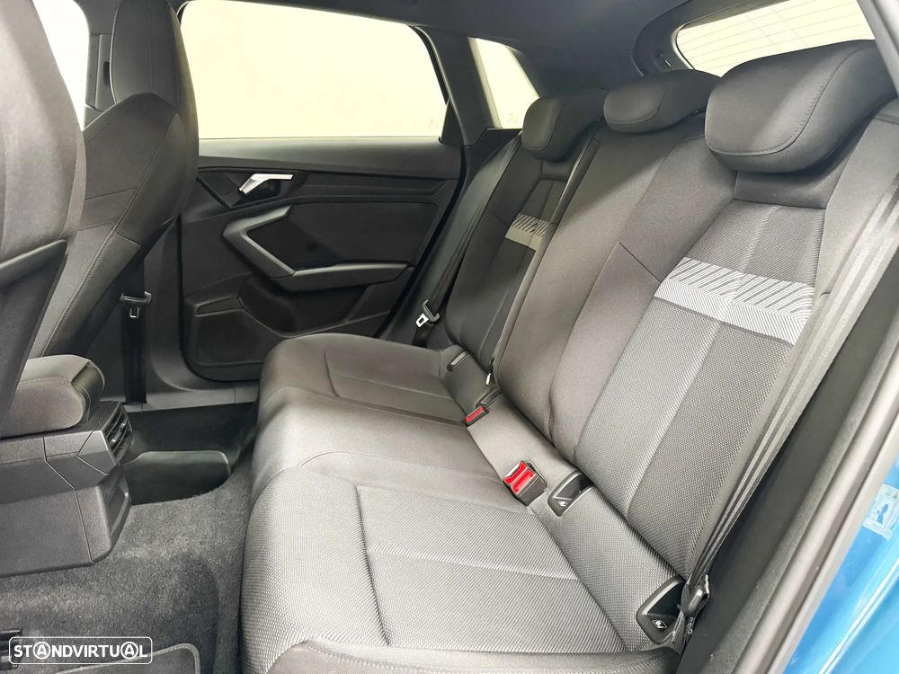 Audi A3 Sportback 30 TFSI Advanced - 9