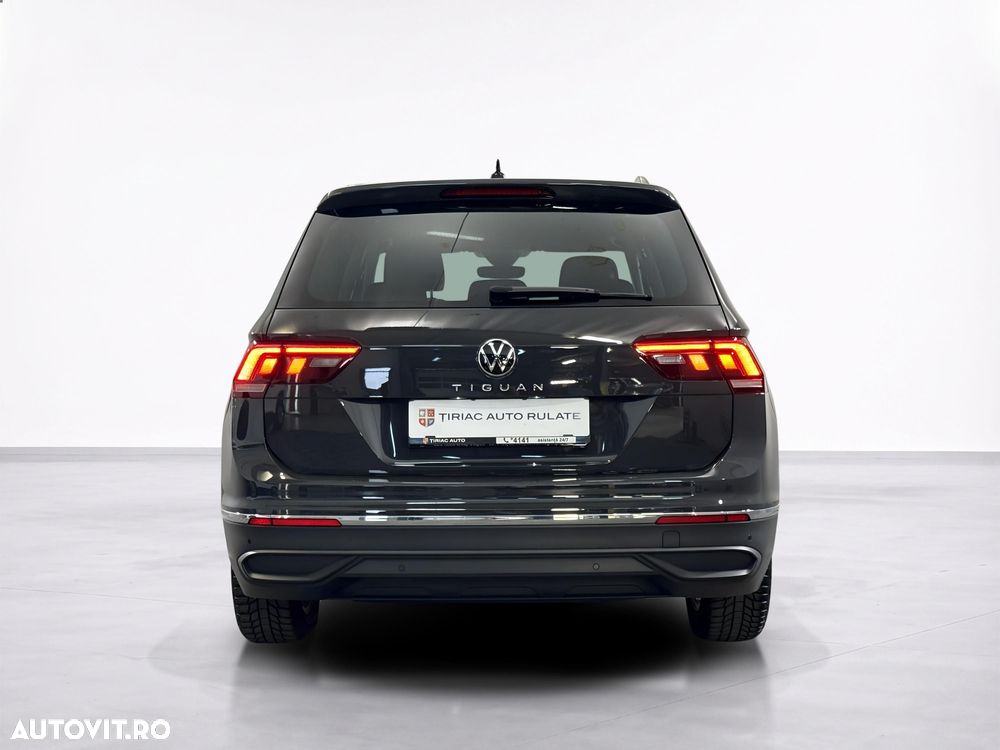 Volkswagen Tiguan - 5