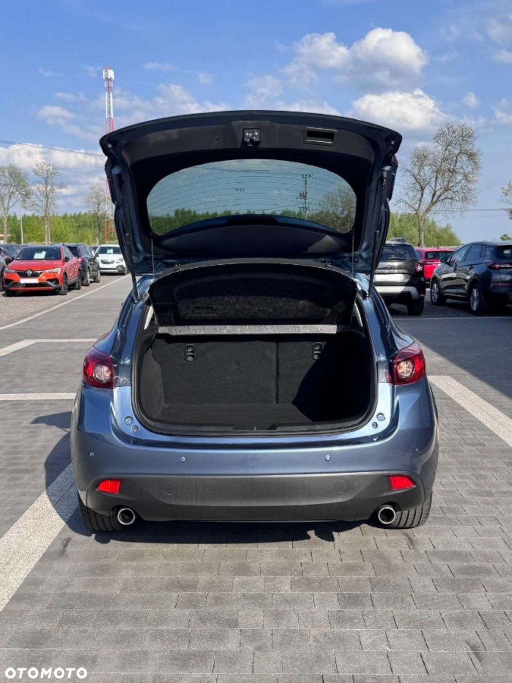 Mazda 3 - 6