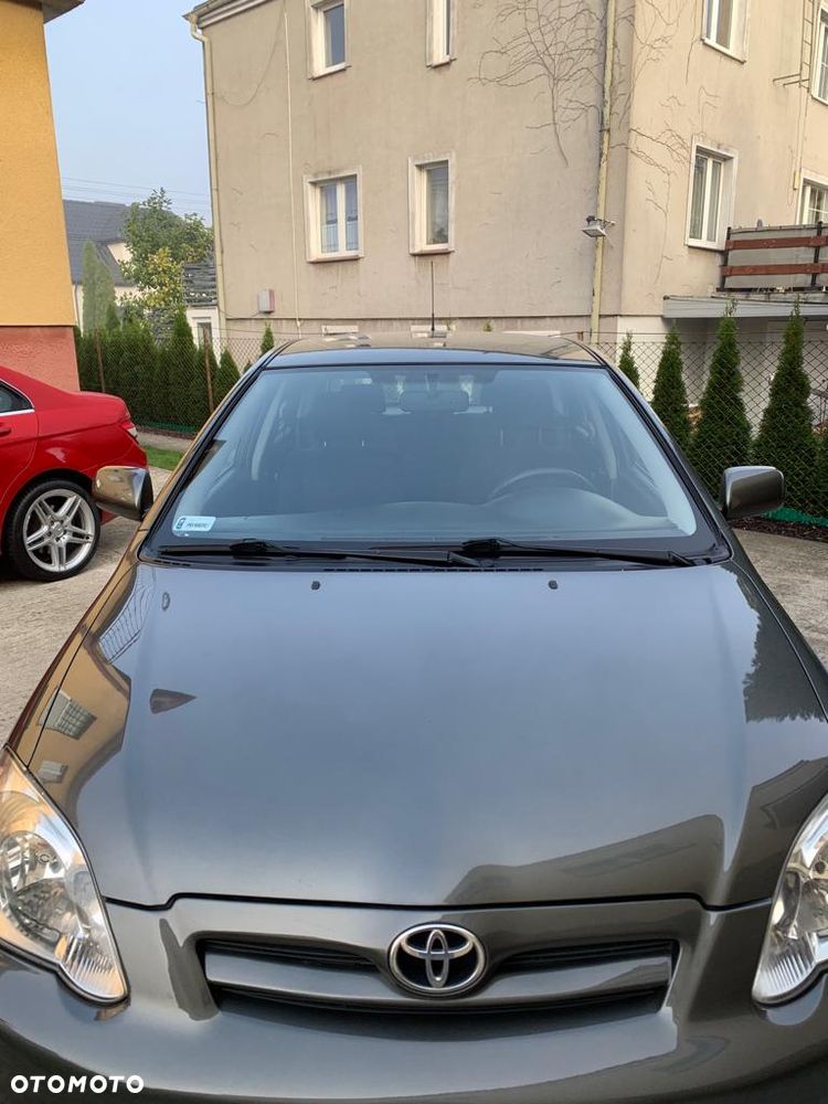 Toyota Corolla - 2