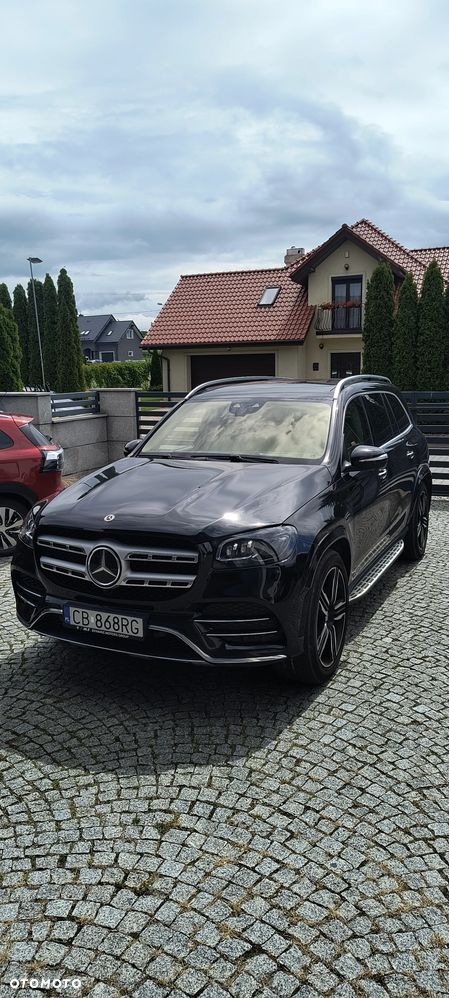 Mercedes-Benz GLS - 1