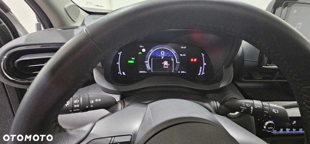 Toyota Yaris Cross - 12