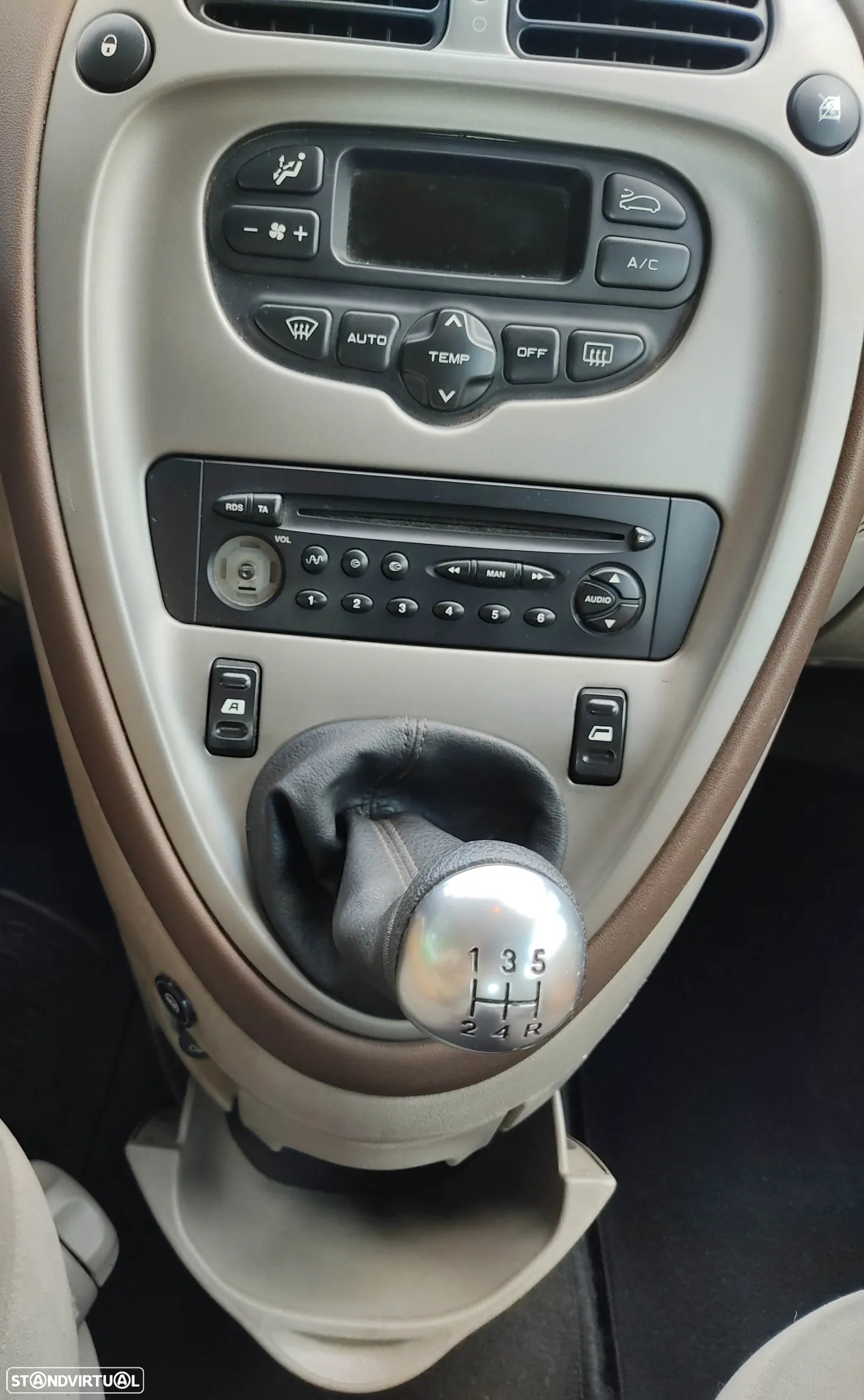 Citroën Xsara Picasso 1.6i Exclusive - 7