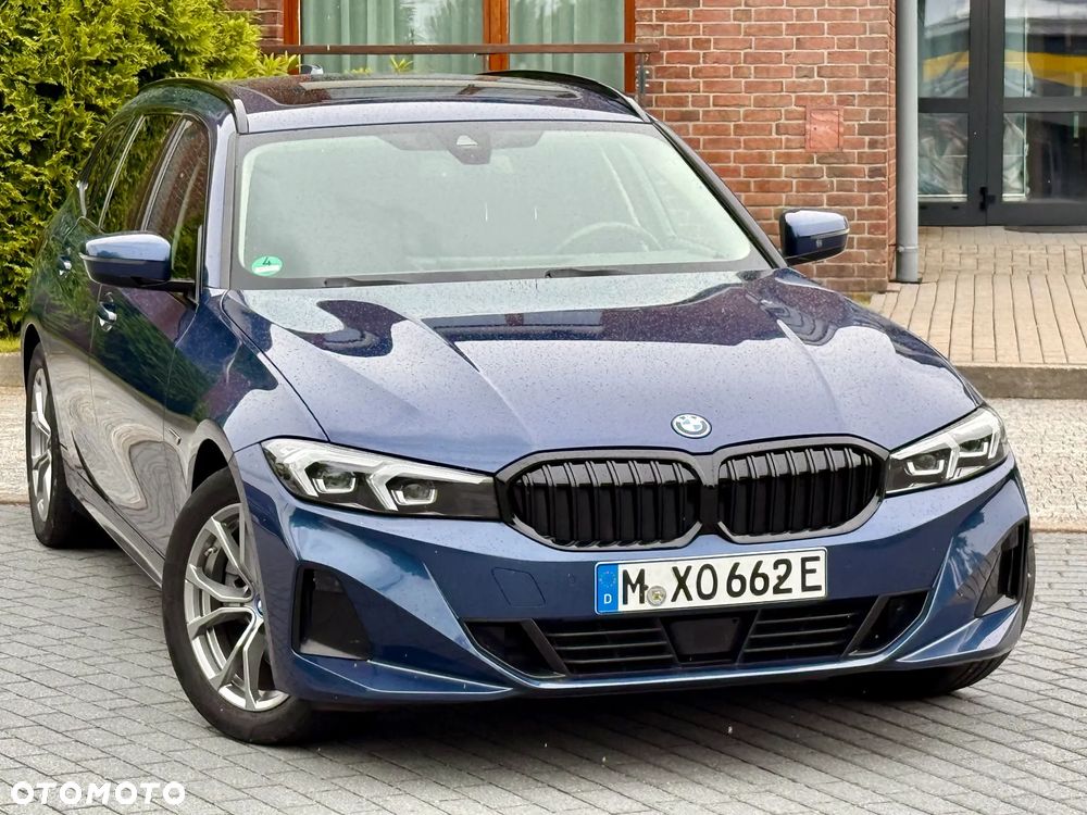 BMW Seria 3 320e M Sport - 4