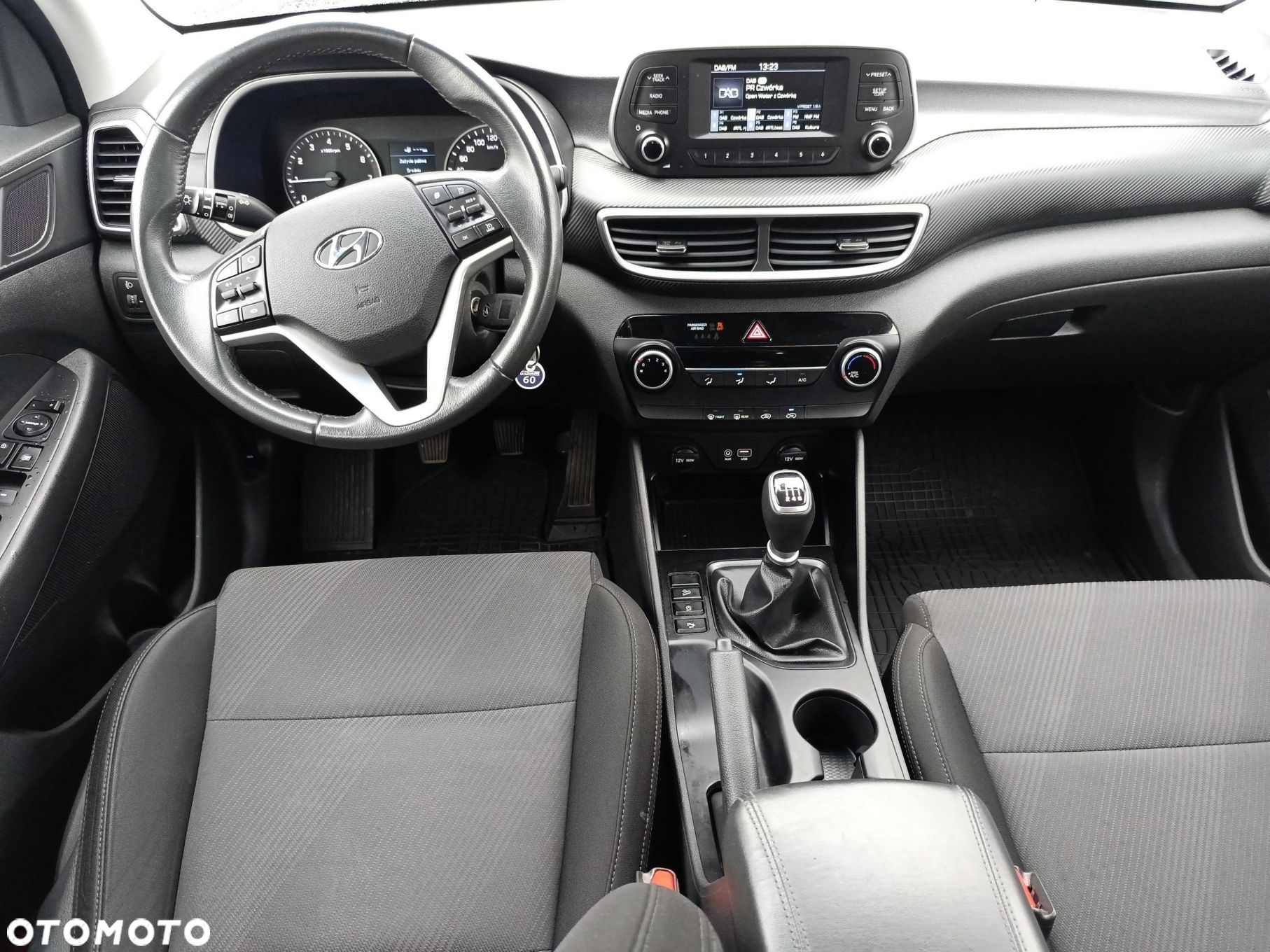 Hyundai Tucson - 11