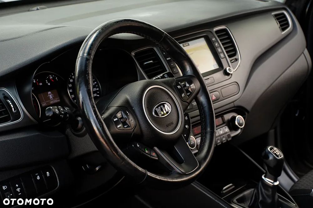 Kia Carens 1.6 GDI L 7os - 23