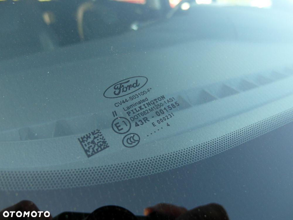 Ford Kuga 2.0 TDCi 4x4 Titanium - 28