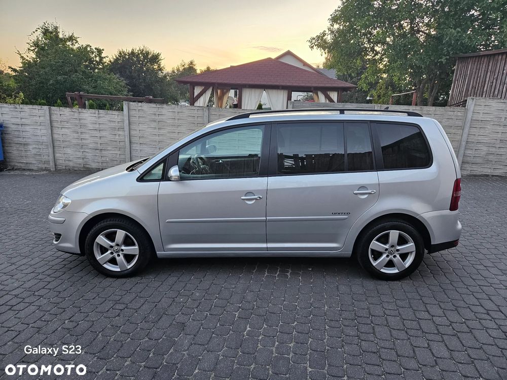Volkswagen Touran 1.9 TDI DPF United - 3