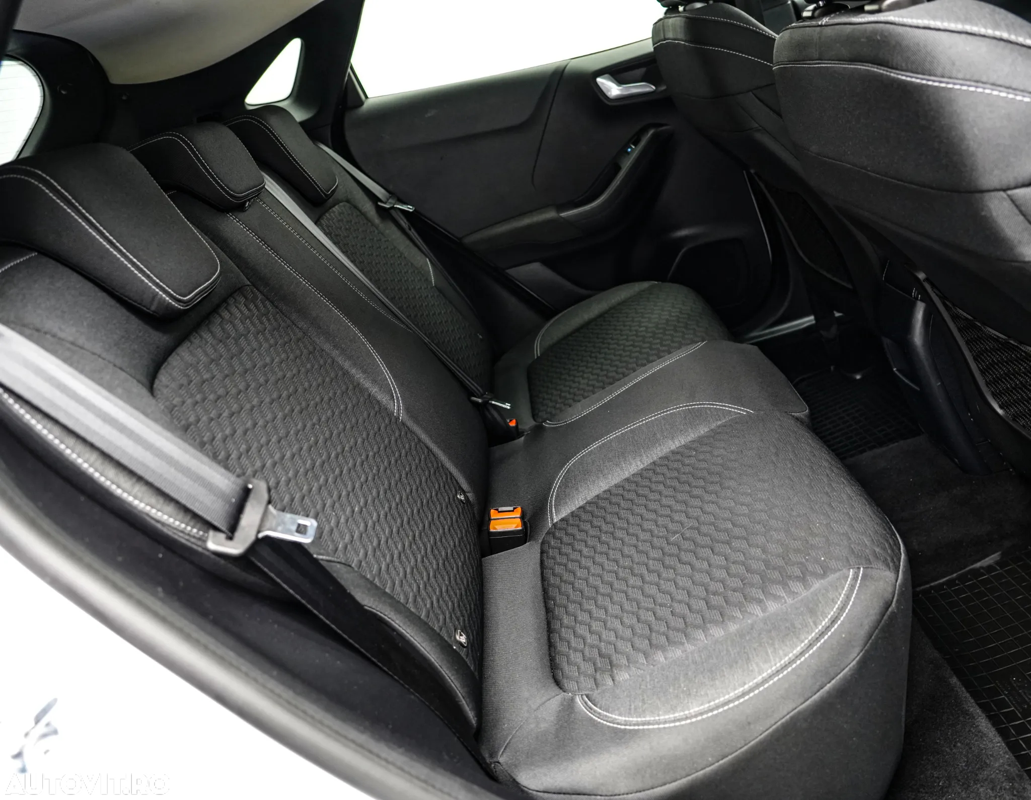 Ford Puma 1.0 EcoBoost Titanium - 17