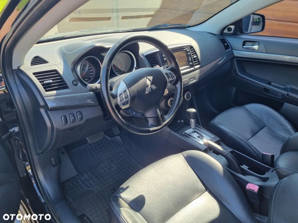 Mitsubishi Lancer - 6
