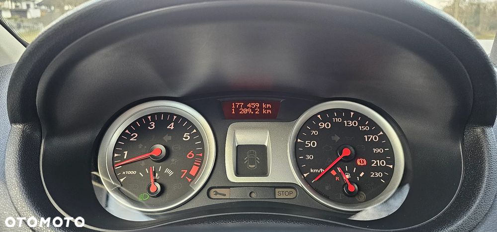 Renault Clio 1.2 16V 75 Dynamique - 32