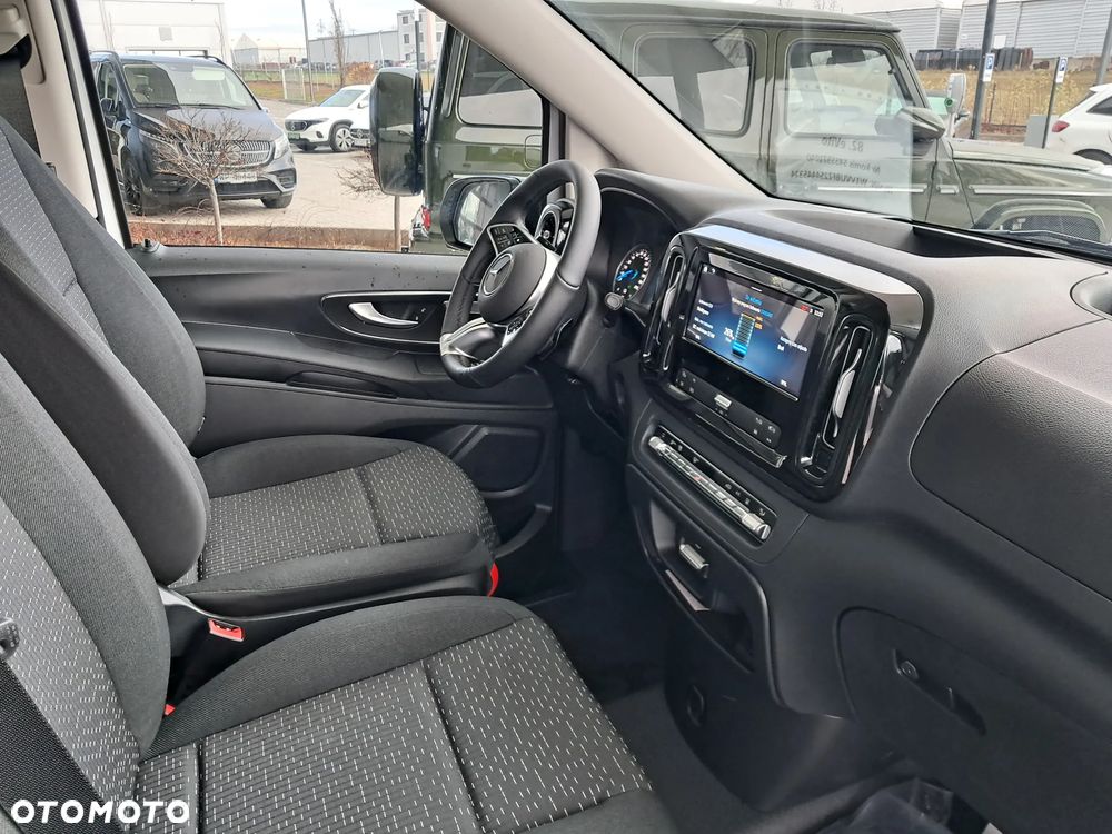 Mercedes-Benz eVito - 25