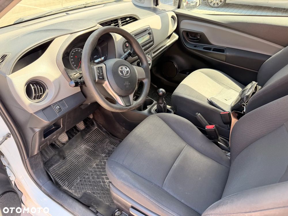 Toyota Yaris 1.0 Active - 6